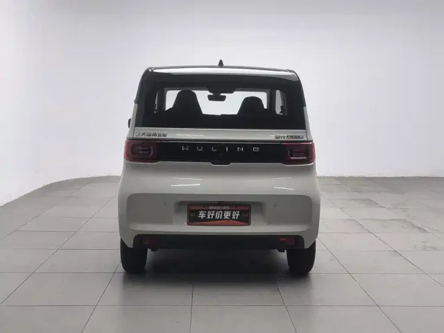 Wuling Hongguang Mini EV — Фото автомобиля 4