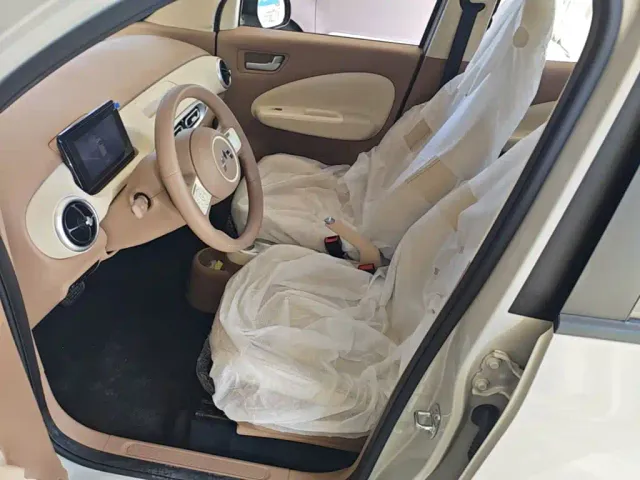 Wuling Hongguang Mini EV — Фото автомобиля 14