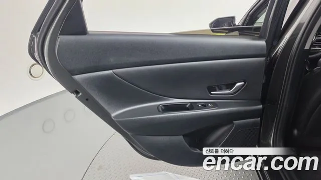 Hyundai Avante CN7 — Фото автомобиля 14