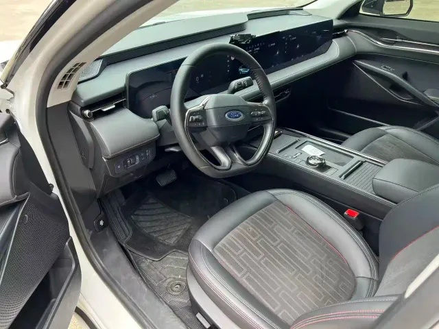 Ford Mondeo — Фото автомобиля 8
