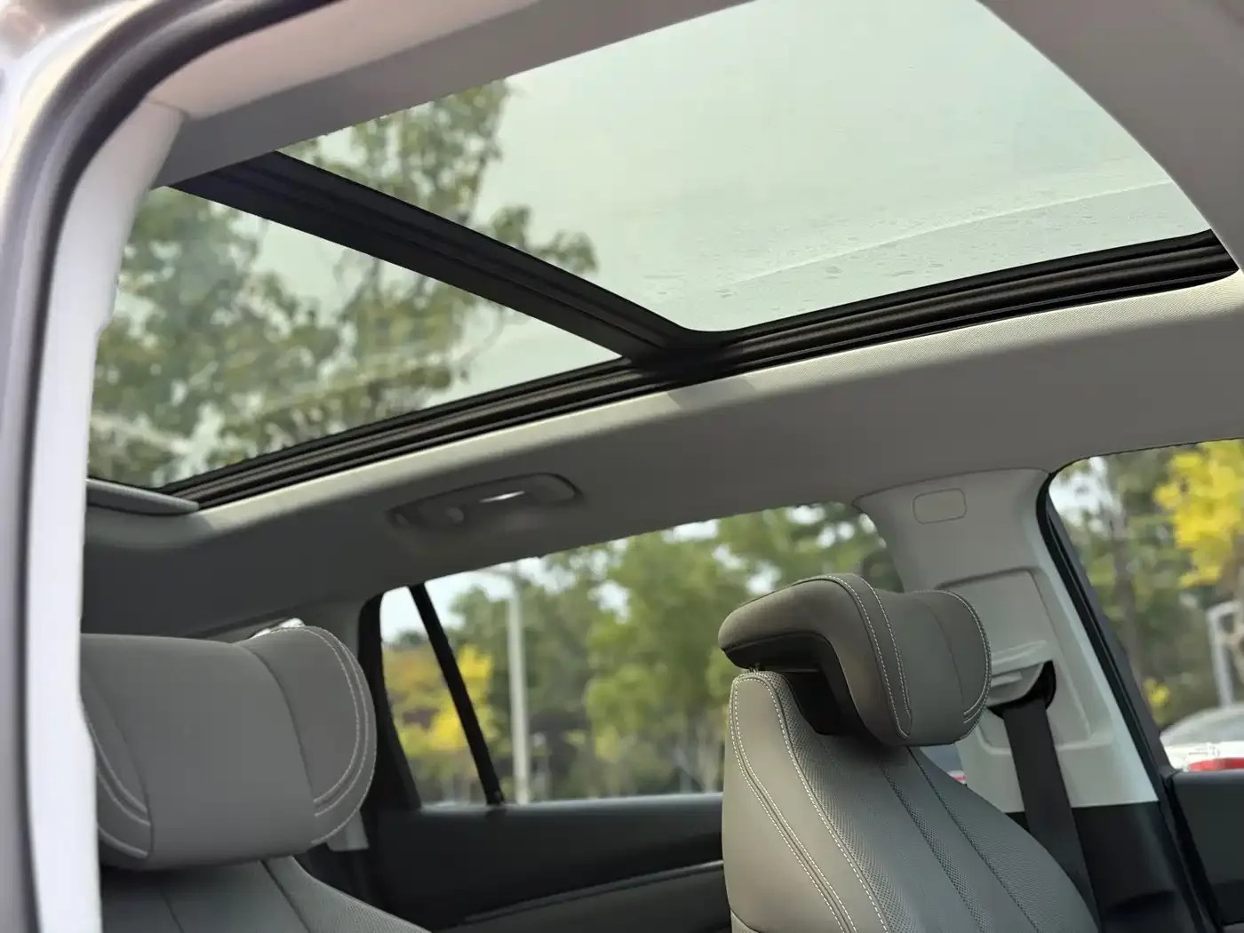 Buick Buick E5 2024 Model Premium Standard Range Audio-Visual Edition — Фото автомобиля 20