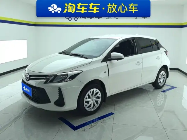 Фотография автомобиля — Toyota Vios FS