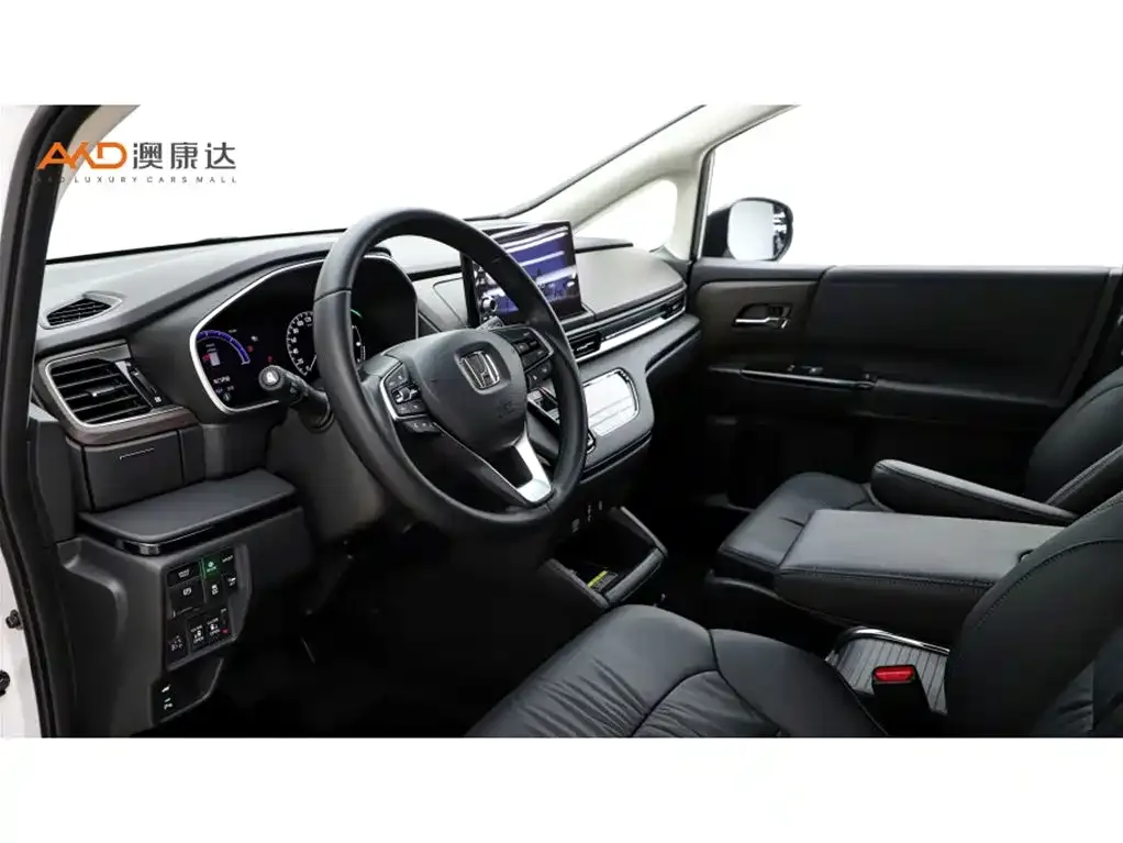 Honda Odyssey 2024 2.0L e:HEV Sharp·Prestige Edition — Фото автомобиля 6
