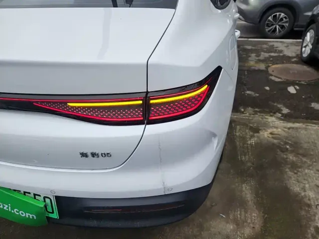 BYD Seal 05 DM-i — Фото автомобиля 7