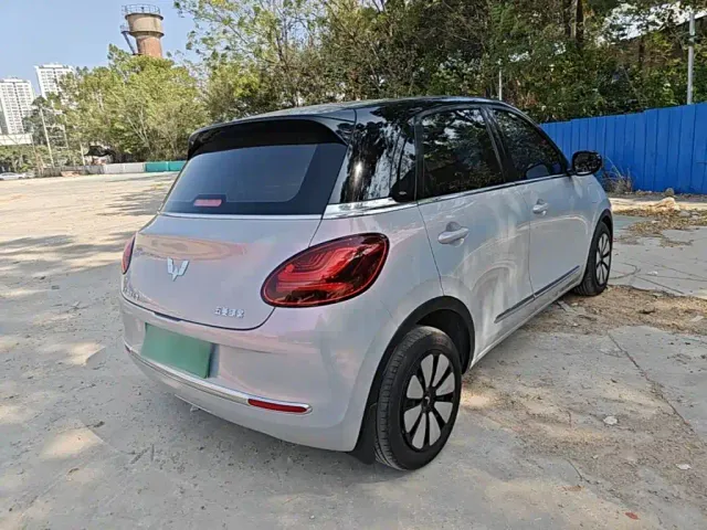 Wuling Bingo — Фото автомобиля 6