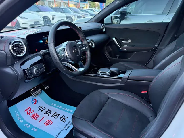 Mercedes-Benz CLA-Class — Фото автомобиля 3