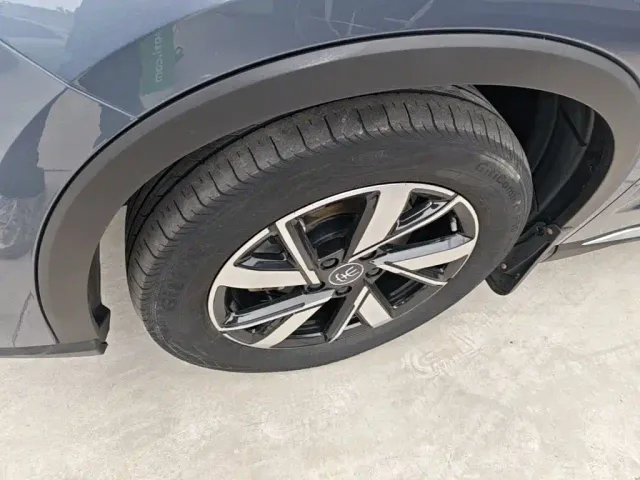 BYD Song Pro — Фото автомобиля 22
