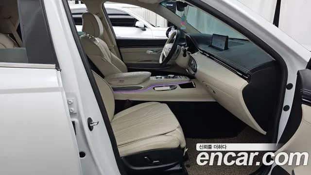 Genesis GV70 2.5T Бензин AWD — Фото автомобиля 9
