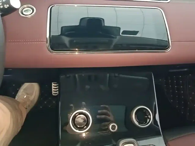 Land Rover Range Rover Evoque — Фото автомобиля 12