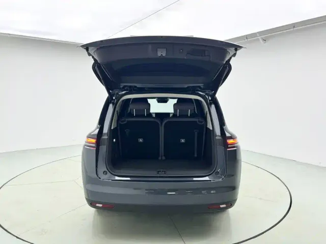 Leapmotor C16 — Фото автомобиля 3