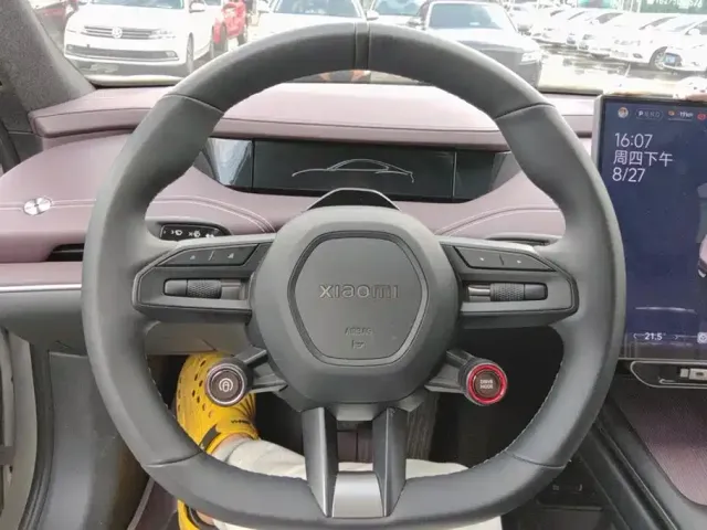 Xiaomi SU7 — Фото автомобиля 15