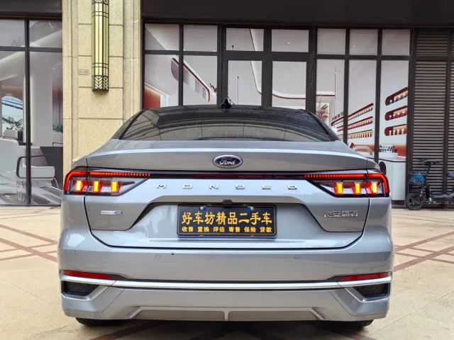 Ford Mondeo — Фото автомобиля 5