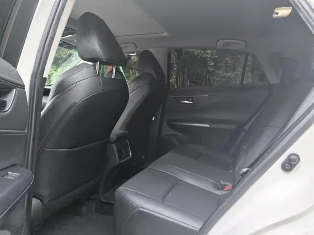Toyota Venza — Фото автомобиля 10