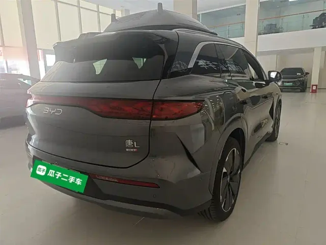 BYD Tang L — Фото автомобиля 6