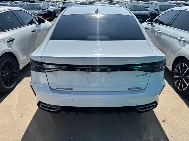 Chery Arrizo 8 — Фото автомобиля 8