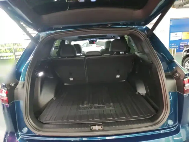 Geely Xingyue L — Фото автомобиля 18