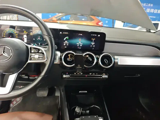 Mercedes-Benz GLB-Class — Фото автомобиля 8