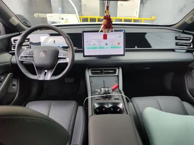 BYD Qin L — Фото автомобиля 5