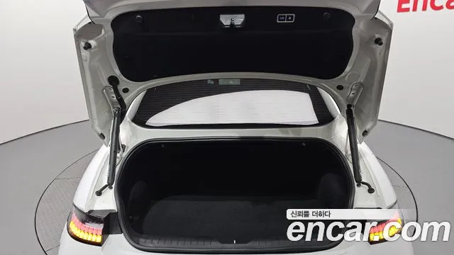 Hyundai Ioniq 6 — Фото автомобиля 26