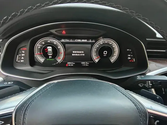 Audi A6L — Фото автомобиля 9