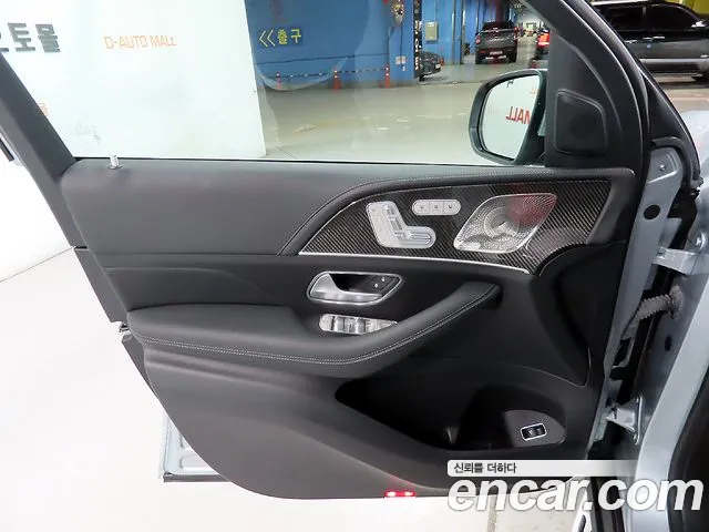 Mercedes-Benz GLE-Class — Фото автомобиля 13