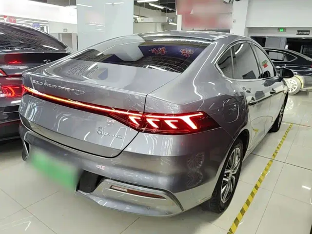 BYD Qin PLUS — Фото автомобиля 6