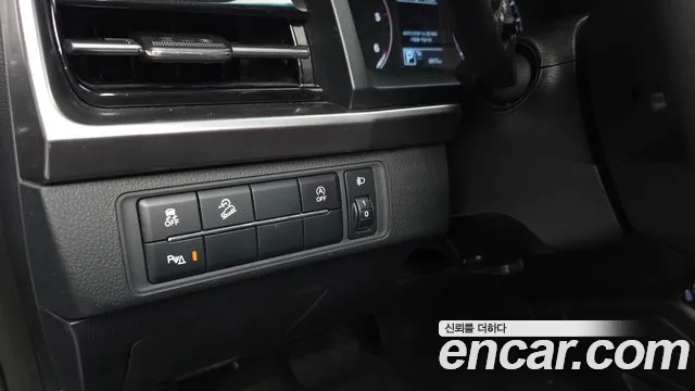 KG_Mobility_Ssangyong Rexton Новый Rexton Sport Khan Дизель 2.2 4WD — Фото автомобиля 16