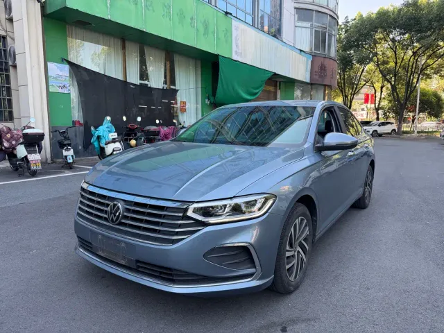 Фотография автомобиля — Volkswagen Lavida