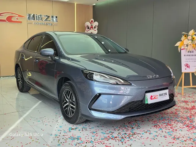 BYD Seal 05 DM-i — Фото автомобиля 3