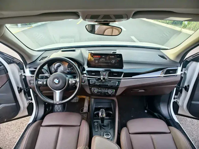 BMW X1 — Фото автомобиля 12