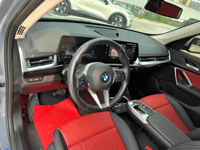 BMW X1 — Фото автомобиля 12