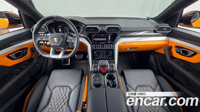 Lamborghini Urus — Фото автомобиля 7