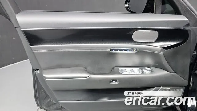 Genesis G90 RS4 — Фото автомобиля 13