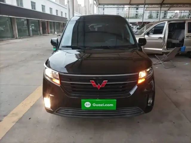 Wuling Zhengcheng — Фото автомобиля 2