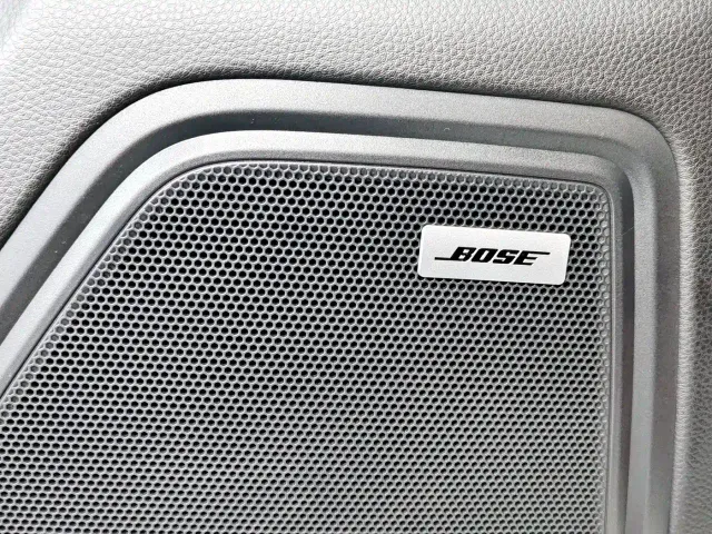 Porsche Macan — Фото автомобиля 19