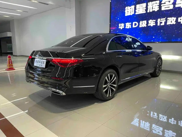 Mercedes-Benz S-Class — Фото автомобиля 10