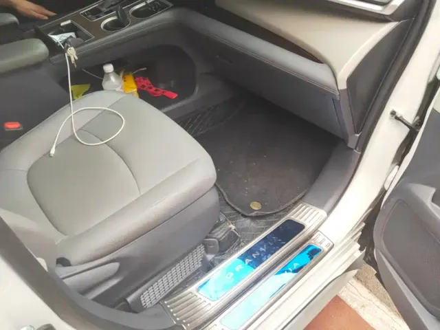Toyota Granvia — Фото автомобиля 8