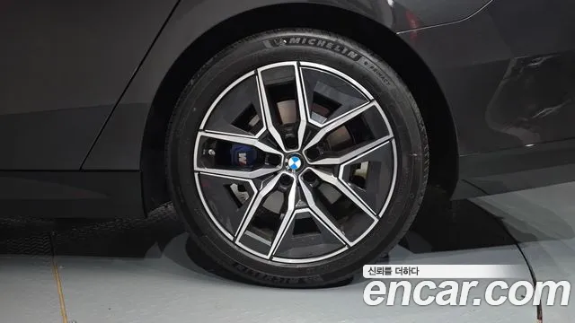 BMW 5-Series 5 серия (G60) 523d M Sport — Фото автомобиля 22