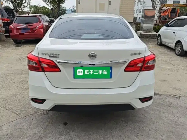 Nissan Sylphy — Фото автомобиля 5