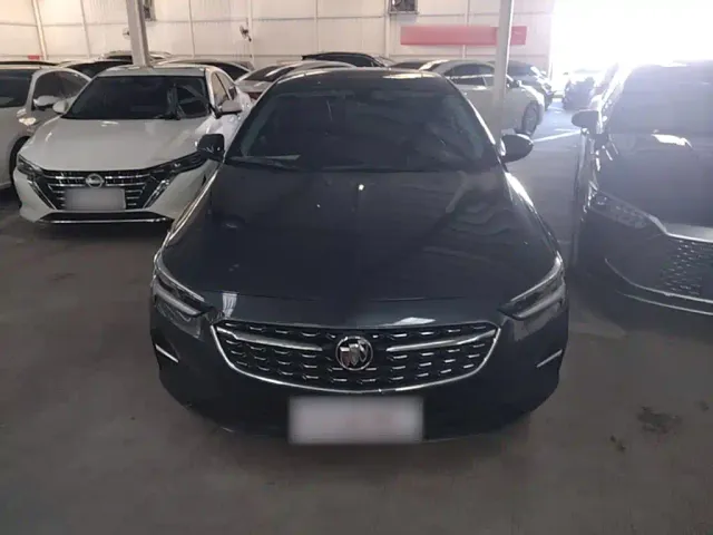 Buick Regal — Фото автомобиля 2