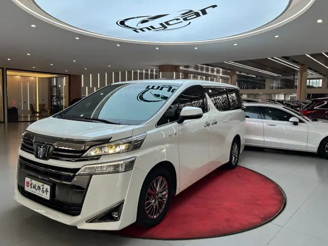 Фотография автомобиля — Toyota Vellfire