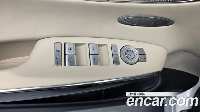 Genesis GV70 — Фото автомобиля 28