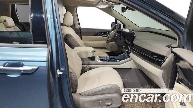 Kia Canival Новый Carnival 4 поколение Дизель 9 мест Signature — Фото автомобиля 11