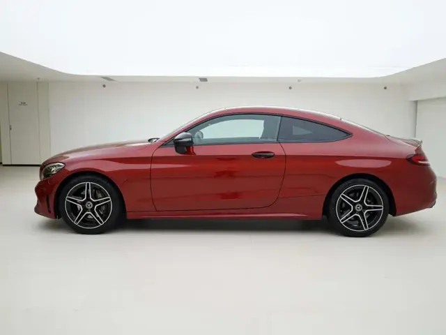 Mercedes-Benz C-Class — Фото автомобиля 3