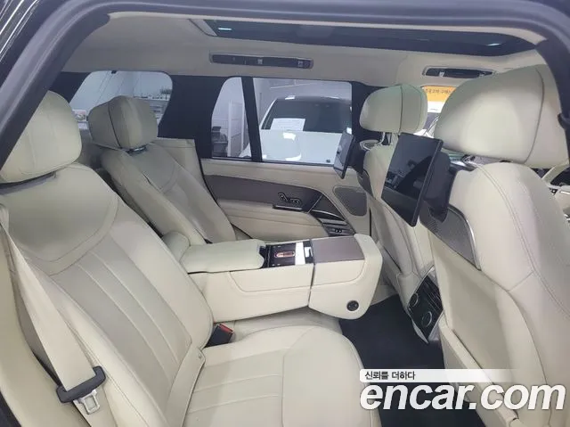 Land Rover Range Rover Generation 5 — Фото автомобиля 16