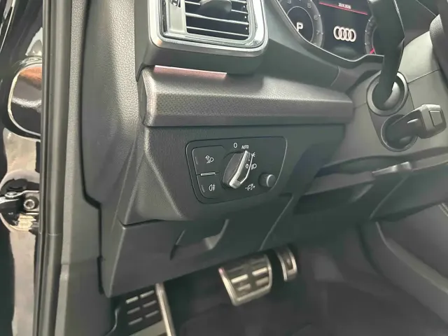 Audi Q5L Sportback — Фото автомобиля 10