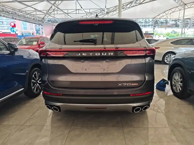 Jetour X70 Plus — Фото автомобиля 5