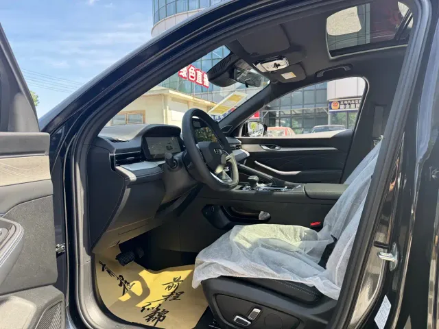 Geely Xingrui — Фото автомобиля 10