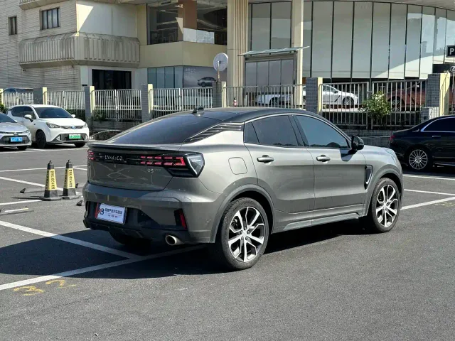 Lynk & Co 05 — Фото автомобиля 6
