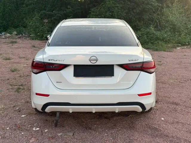 Nissan Sylphy — Фото автомобиля 8